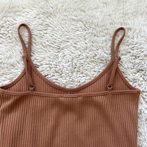 *NWOT* 2bella Brown Form Fitting Summer Button Slit Midi/Maxi Dress Womens Sz Sm - Picture 10 of 10